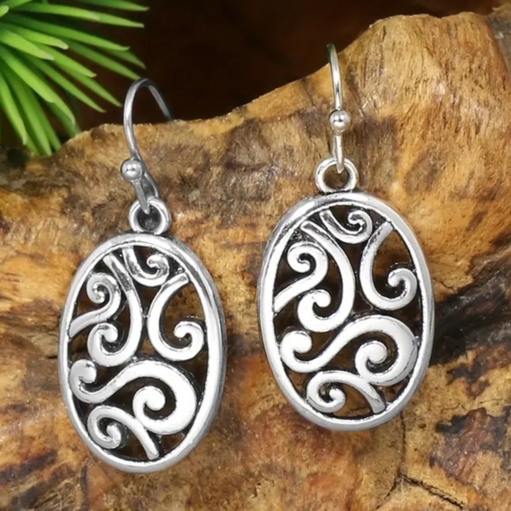 Silver swirl 1.34” long BOHO tribal lightweight dangling hypoallergenic earrings